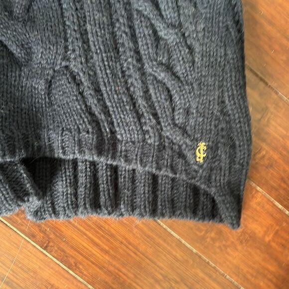 BRAND NEW Juicy Couture Size Large Sweater - Turtle Neck - Excellent Condition - Picture 2 of 3